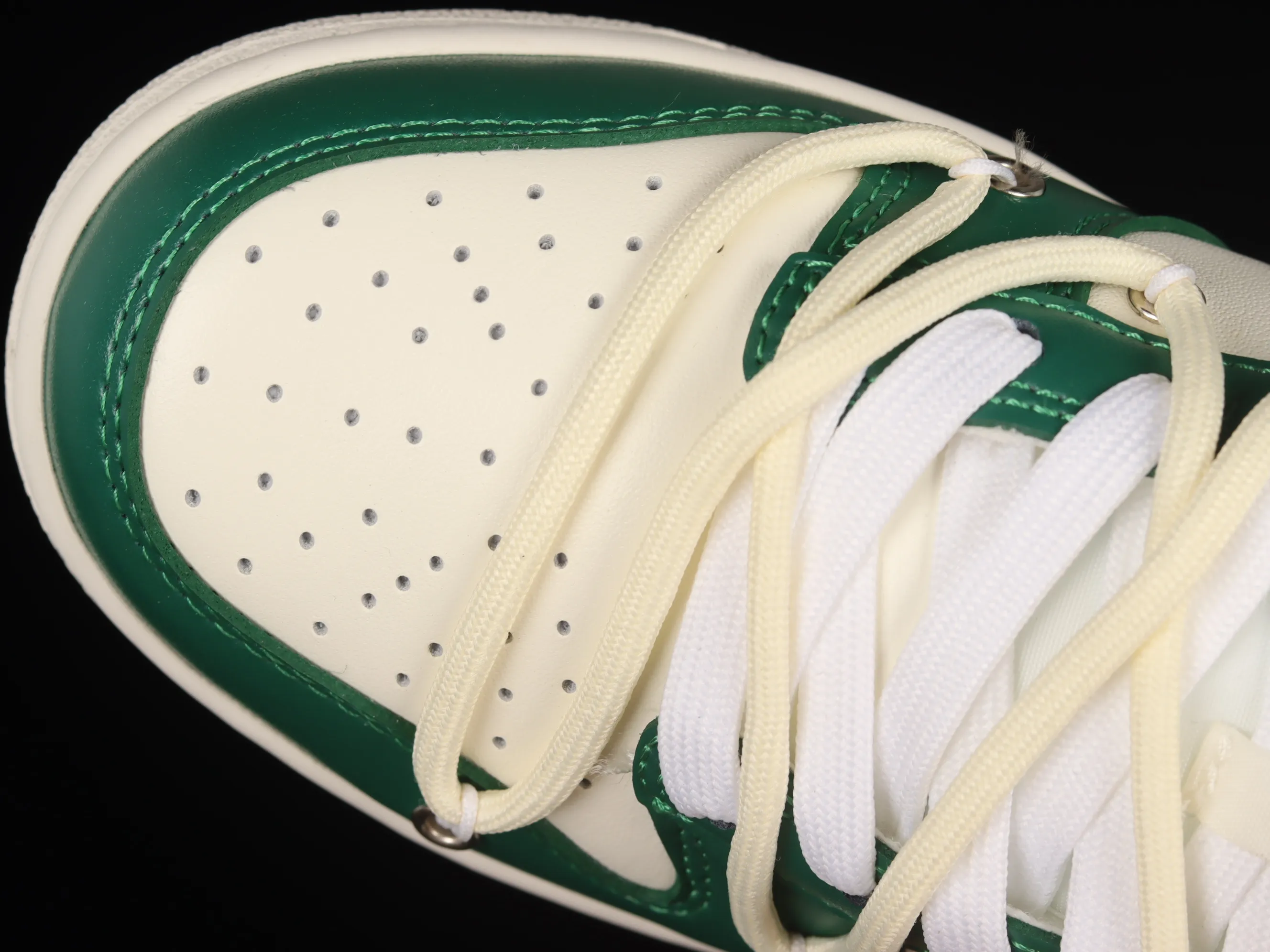 All categories Nk SB Dunk series Nk SB Dunk Low low-top sneakers Nk Dunk Low white, green and black hook customized version of deconstructed strap casual sneakers DJ6188-100